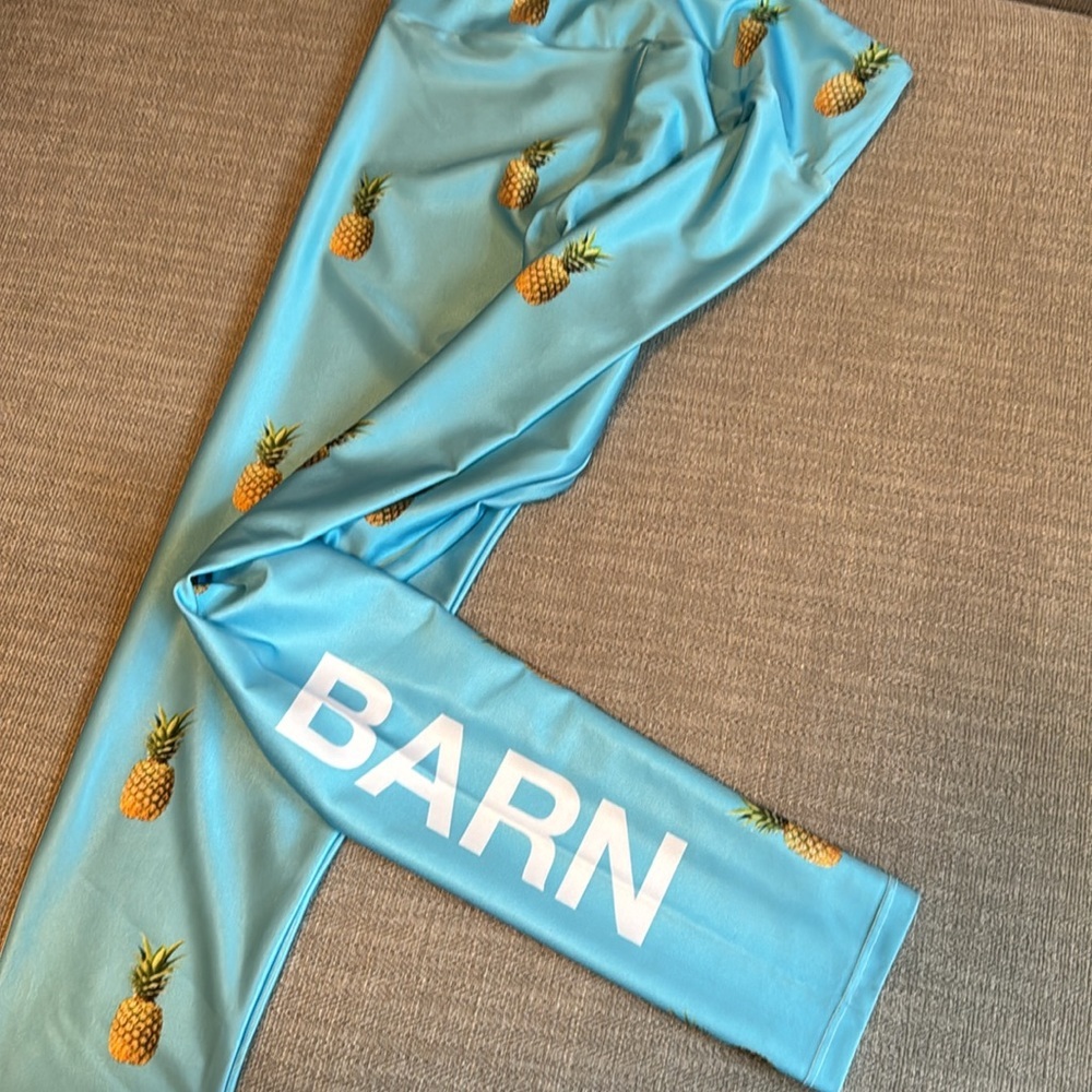 NWT Soulcycle x Goldsheep Blue Pineapple Print Leggings - Picture 7 of 7